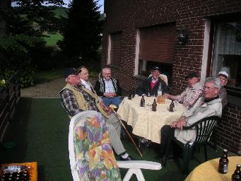 Im Garten von Sangebruder Klaus Schwentker